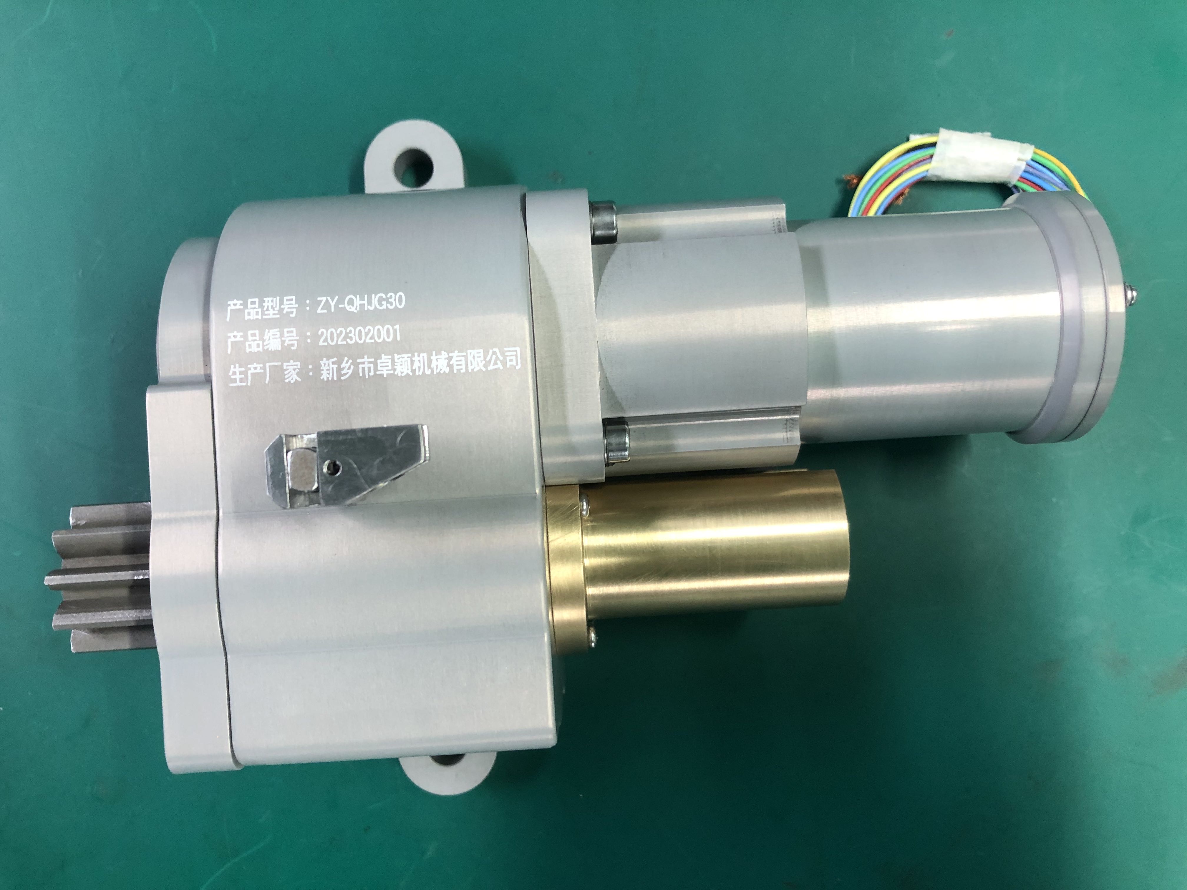 為北京安達(dá)維爾航空設(shè)備公司自主研發(fā)的航空座椅兩款電動(dòng)調(diào)節(jié)機(jī)構(gòu)順利交付！